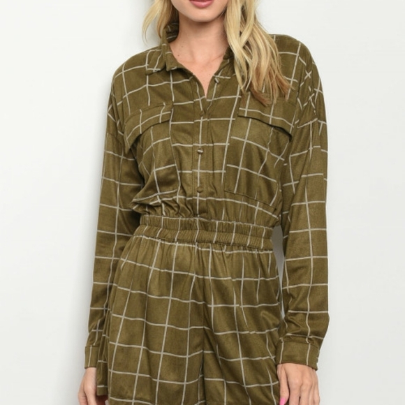 LE LIS OLIVE LONG SLEEVED CHECKERED SHORTS ROMPER - Picture 7 of 8